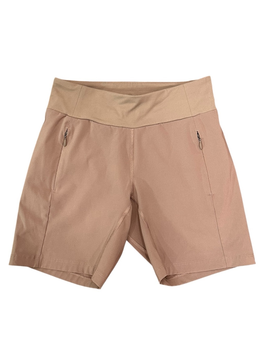 Columbia Mid-Rise Active Long Shorts in Taupe. Cabincore. Athleisure. Hiking. XS